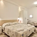 Casa de hóspedes Venice Pink House 3*