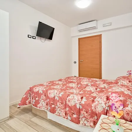 Venice Pink House 3* 마르게라
