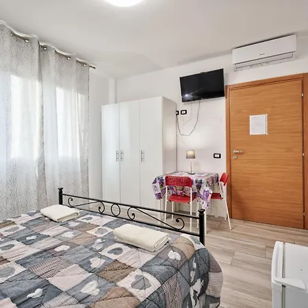 Venice Pink House Guest house Marghera