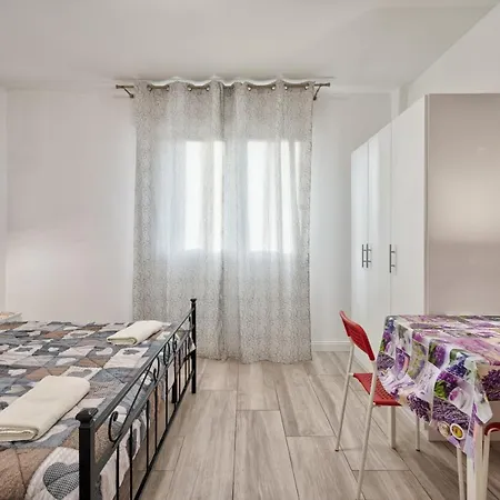 Venice Pink House Marghera