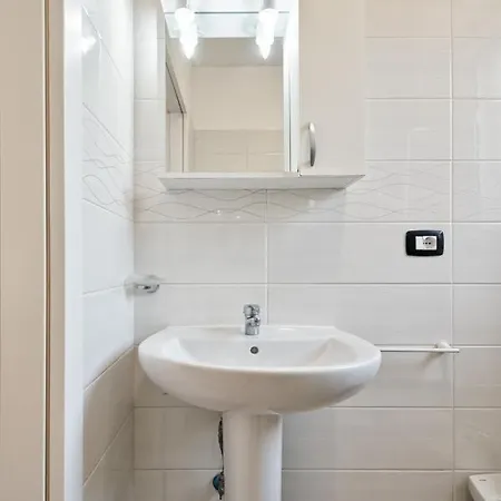 Venice Pink House 3*